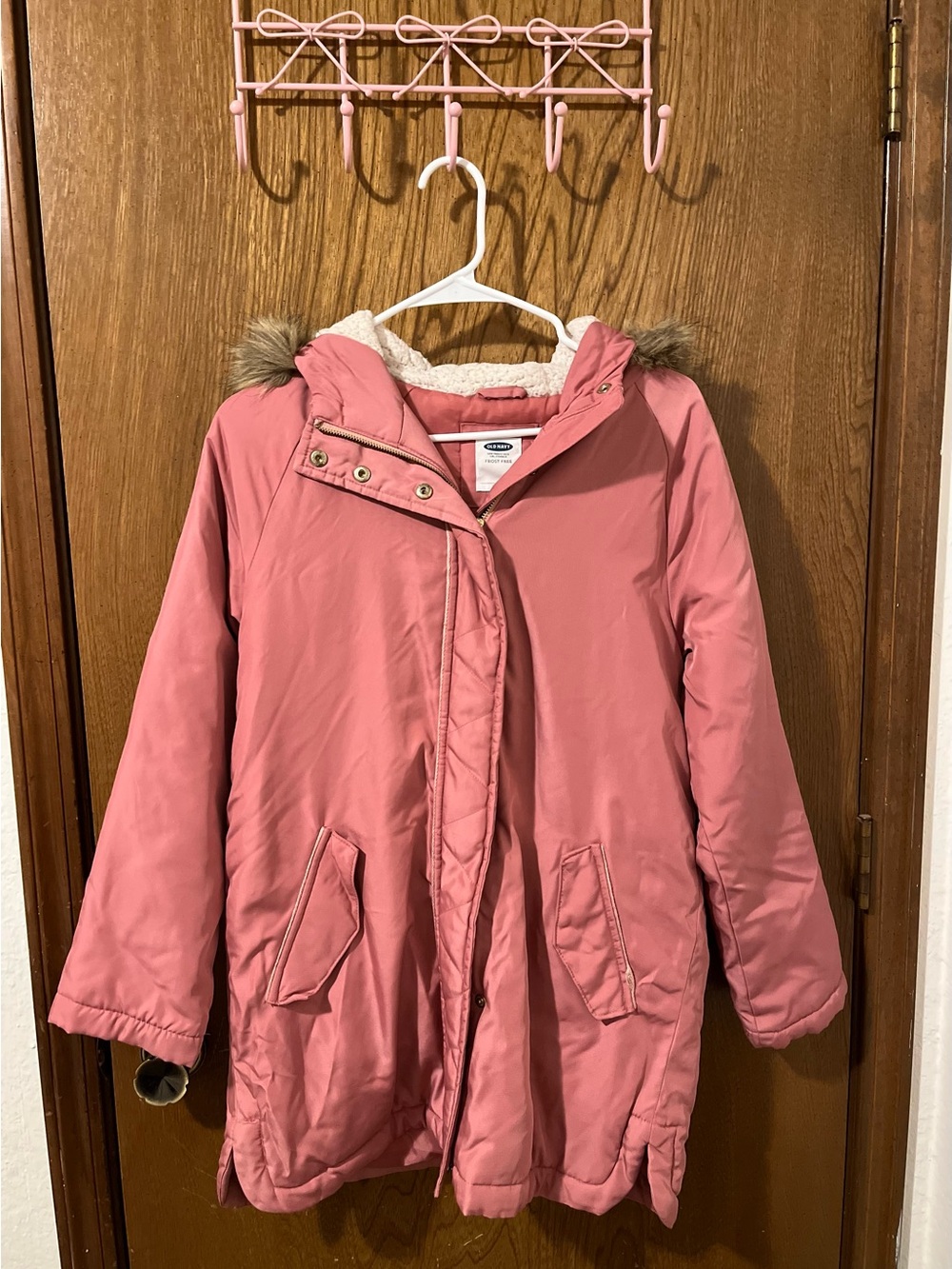 Old Navy Kids Dusty Pink Hooded Puffer Coat with Faux Fur Trim 💗❄️
